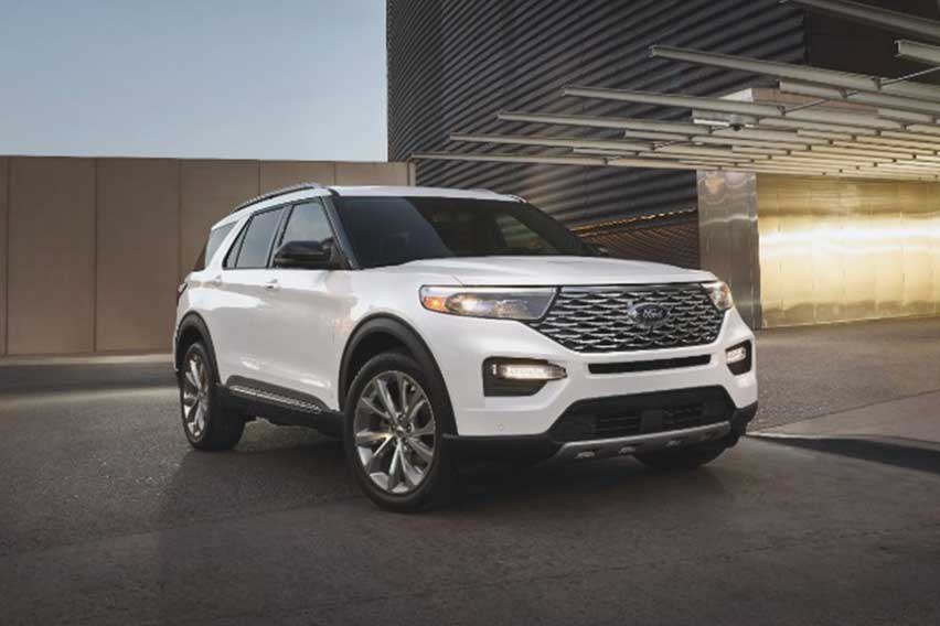 2021-Explorer-Hybrid-Platinum