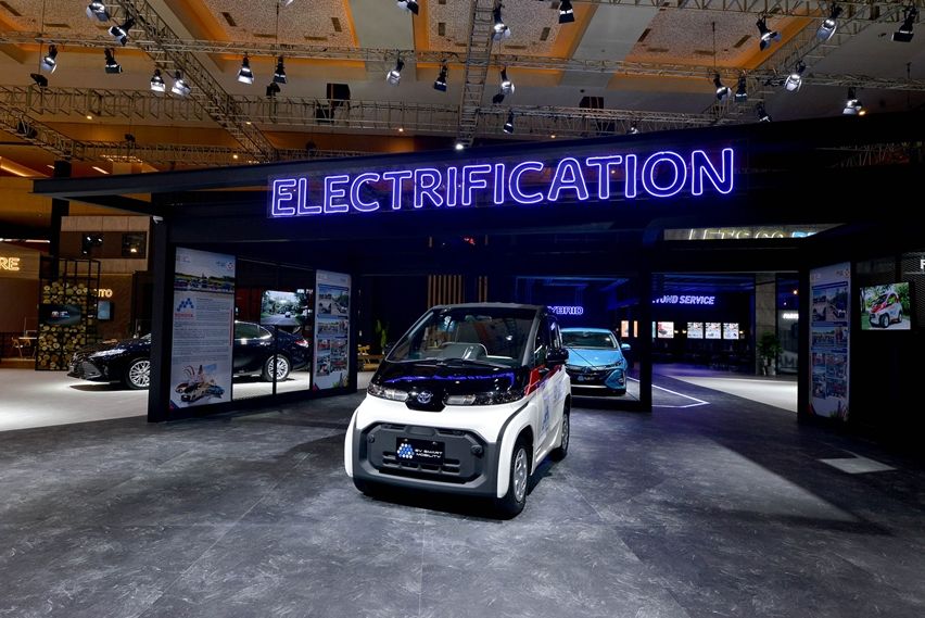 Sorotan Keunggulan Produk Elektrifikasi Toyota Sebagai Solusi Mobilitas Masa Depan mobil listrik toyota
