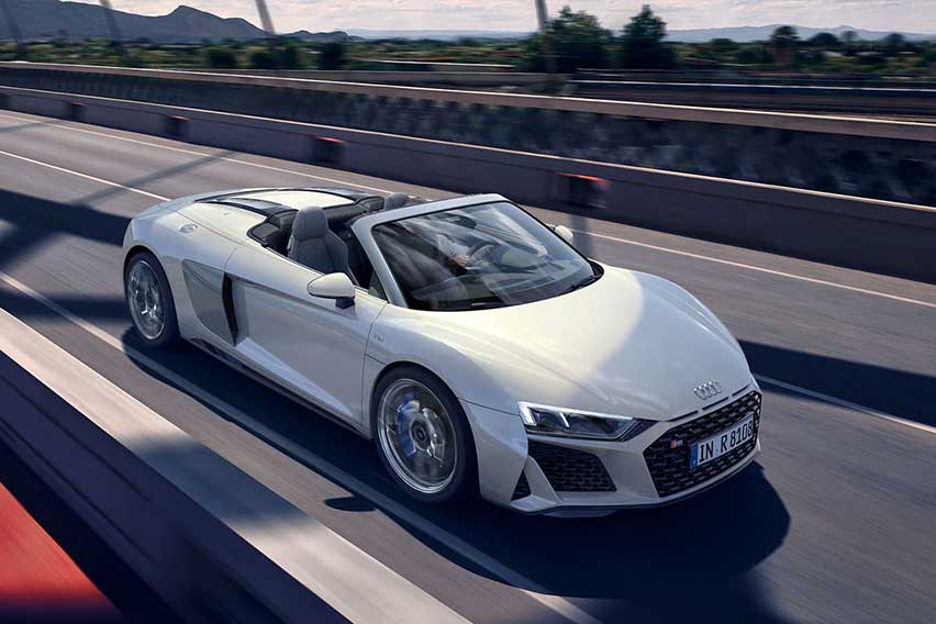 audi-r8-spyder-front