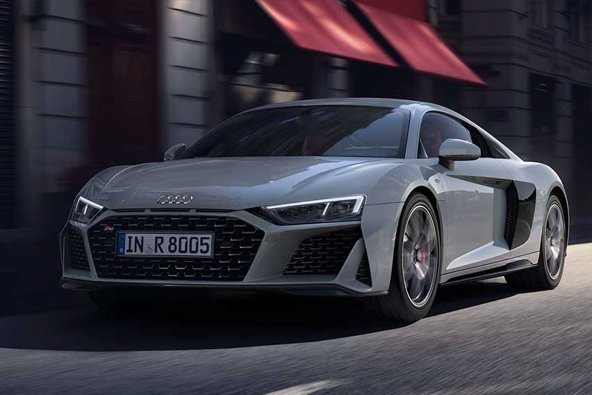 audi-r8-coupe-front