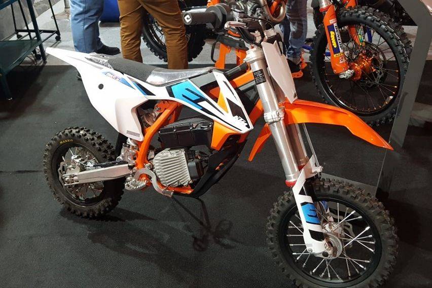 KTM SX E5