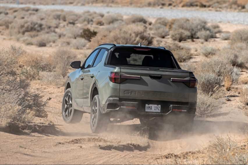 Hyundai-Santa-Cruz-rear