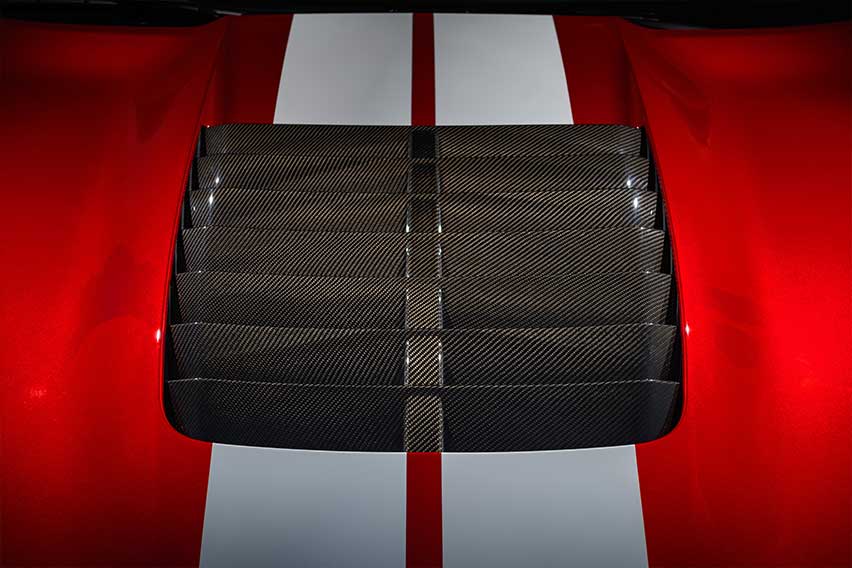 Ford-Mustang-Shelby-GT500-hood-vent