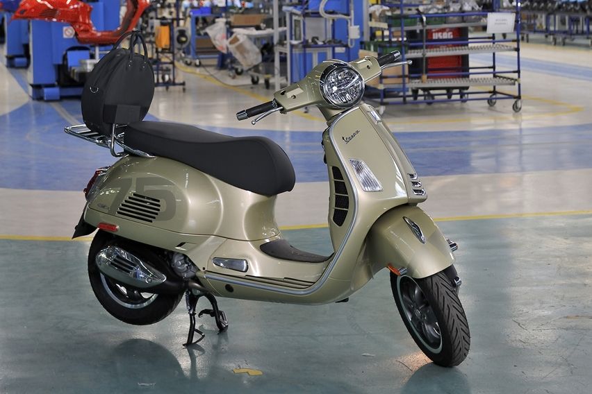 Pencapaian 19 Juta Unit Produksi di Hari Jadi ke-75 Tahun Vespa, Jalan Panjang Tanpa Meninggalkan Esensi Historis vespa limited edition