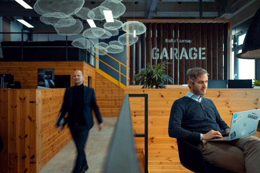 BMW Startup Garage