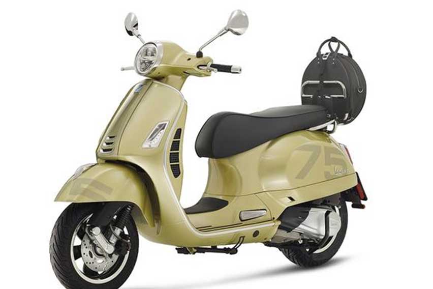 2021 Vespa 946 Christian Dior First Look: Limited Edition Scooter