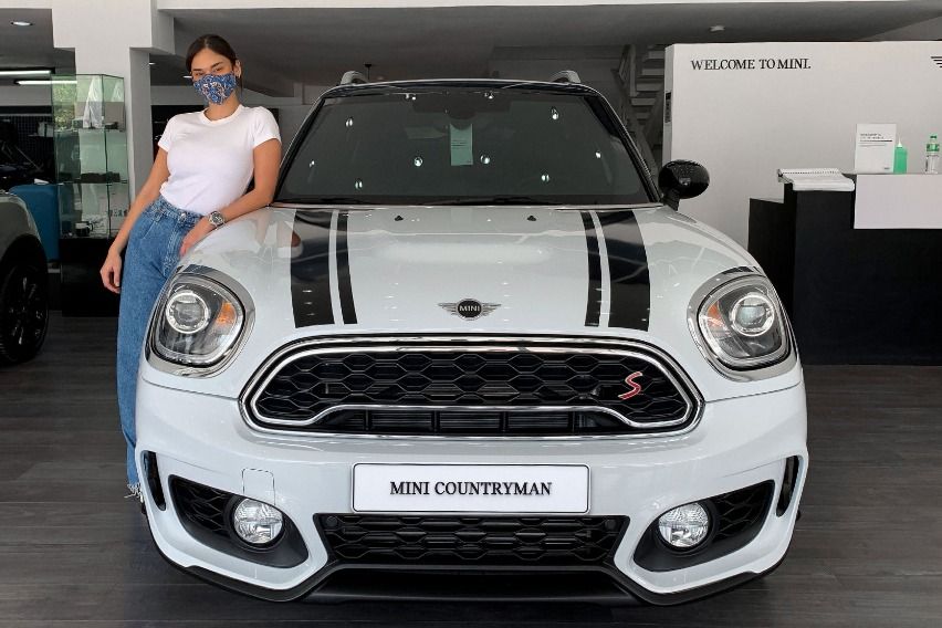 Pia Wutzbach goes for a Mini Countryman Pia Wutzbach goes for a Mini Countryman