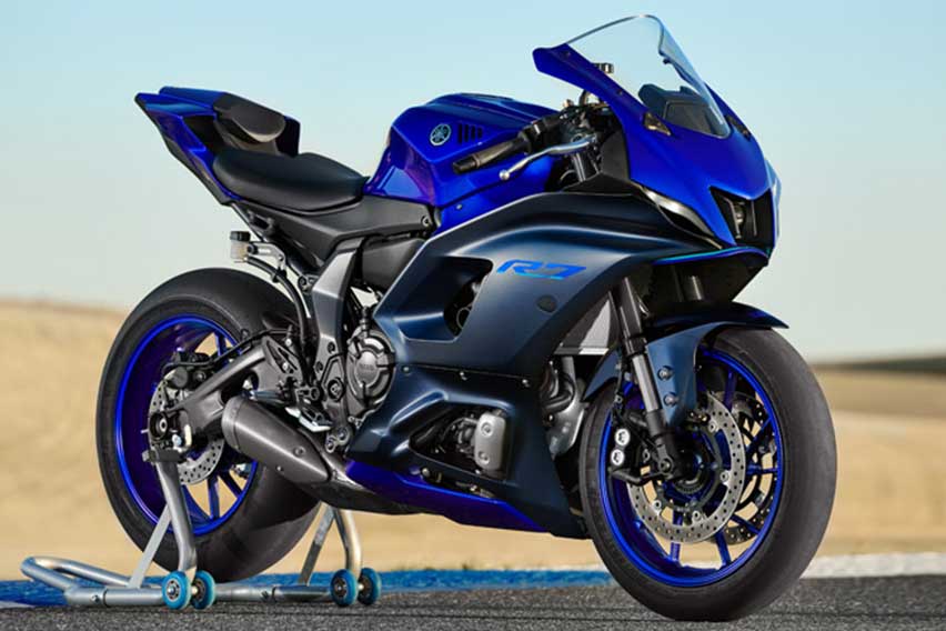 2022-YZF-R7-beauty-shot