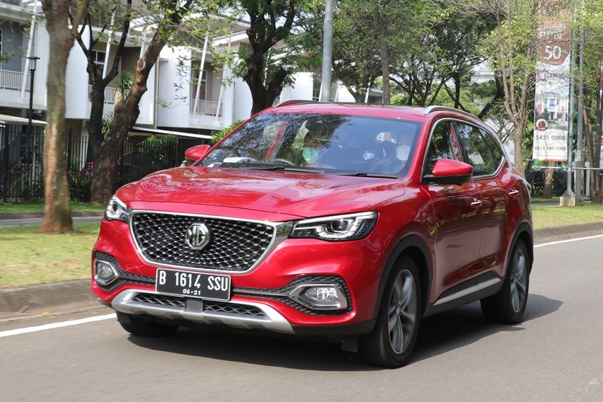 First Drive MG HS Magnify i-Smart: Coba Memikat Lewat Teknologi First Drive MG HS Magnify i-Smart: Coba Memikat Lewat Teknologi