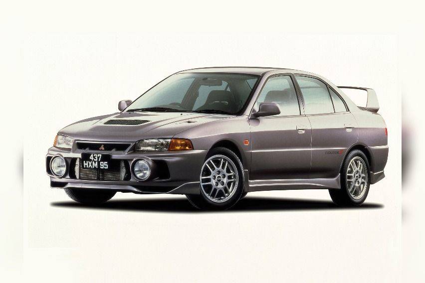 Mitsubishi-Lancer-Evo-IV