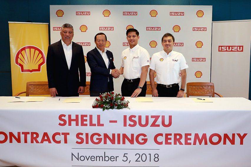 2018 contract signing between Isuzu Philippines and Pilipinas Shell