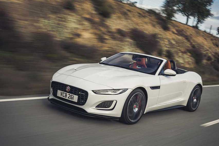 Jaguar keeps its V8 roaring in updated F-Type range Jaguar keeps its V8 roaring in updated F-Type range