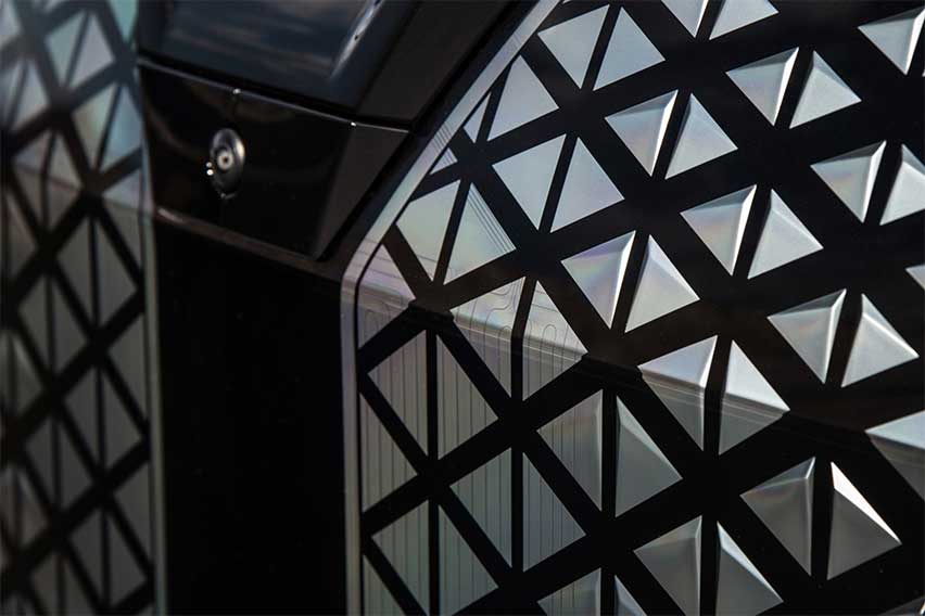 bmw-ix-xdrive50-front-grille