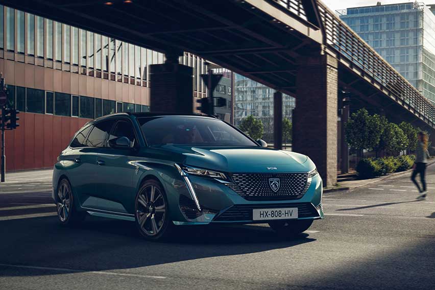 Peugeot unveils 308 SW with PHEV, gasoline, and diesel variants