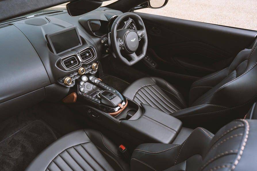 aston martin vantage roadster cabin