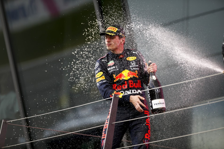 Verstappen dominates Styrian GP, extends F1 championship lead verstappen-wins-styrian-gp