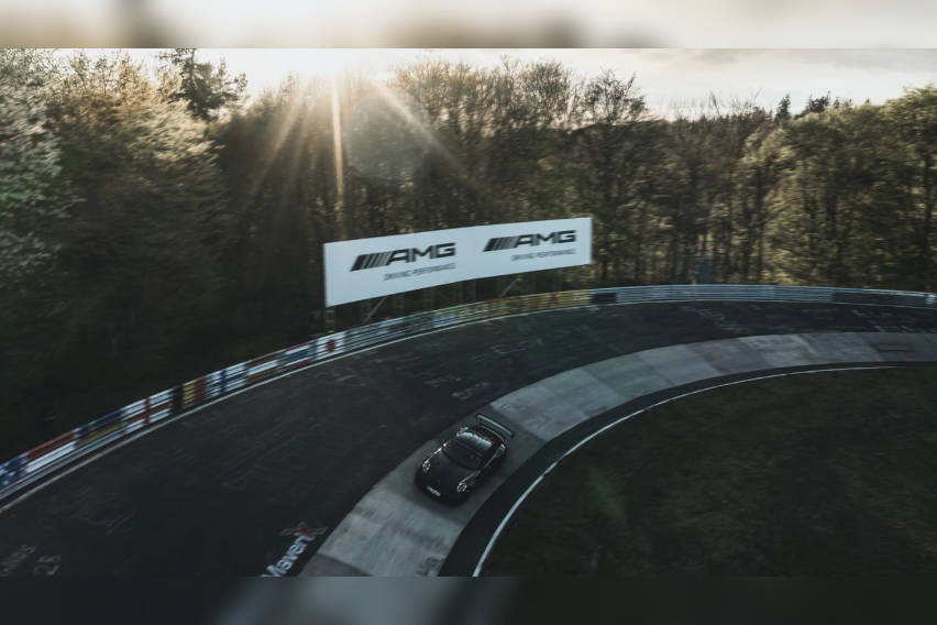 porsche-911-gt2-rs-on-Nürburgring-Nordschleife-2