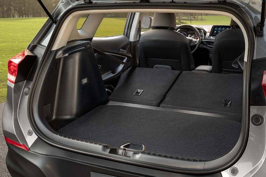 60/40 Split Folding Rear Seats