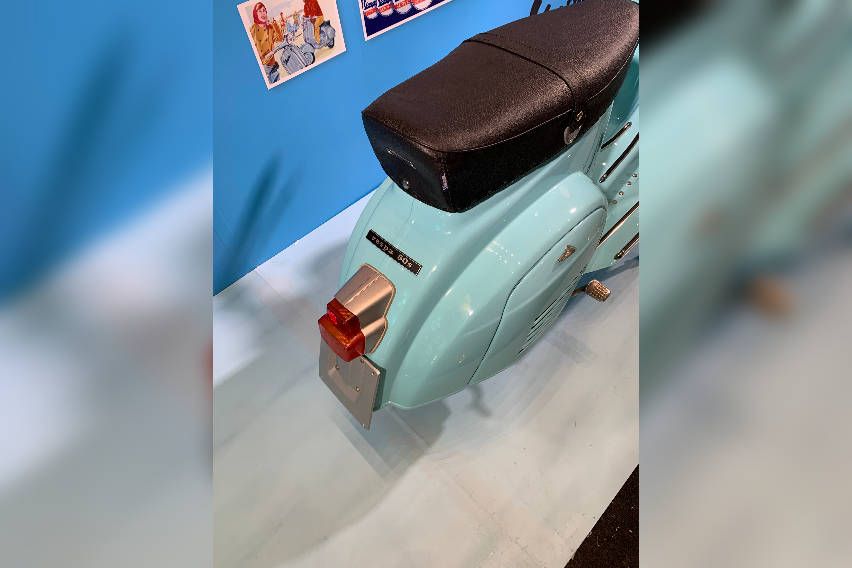 vespa-50-s-back