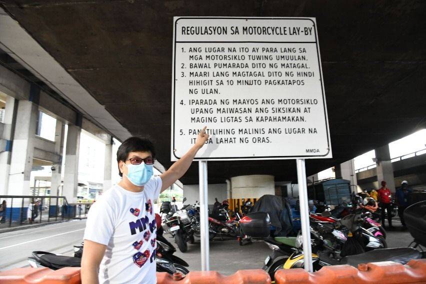 MMDA Motorcycle lay-by