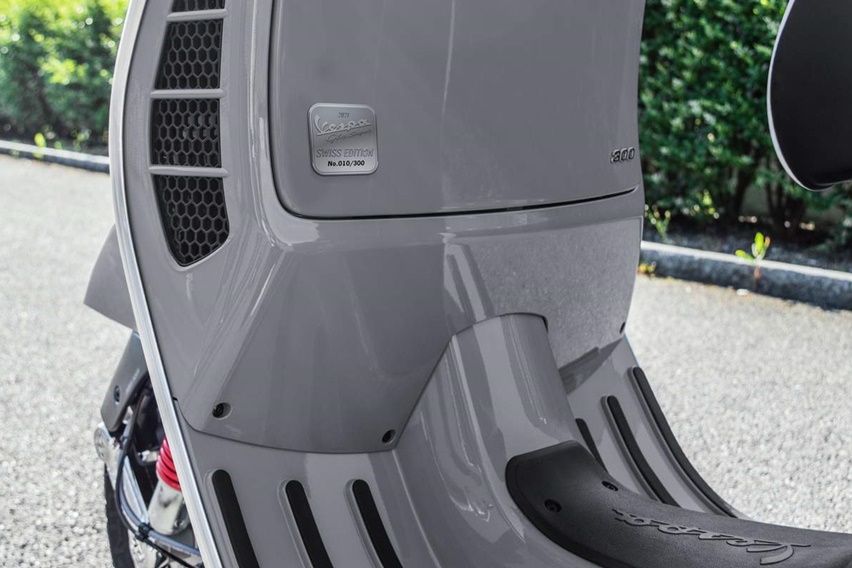 Vespa GTS Swiss Edition