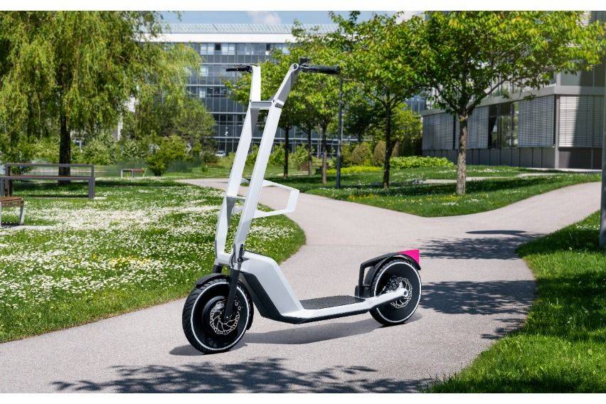 BMW-Clever-Commute-2