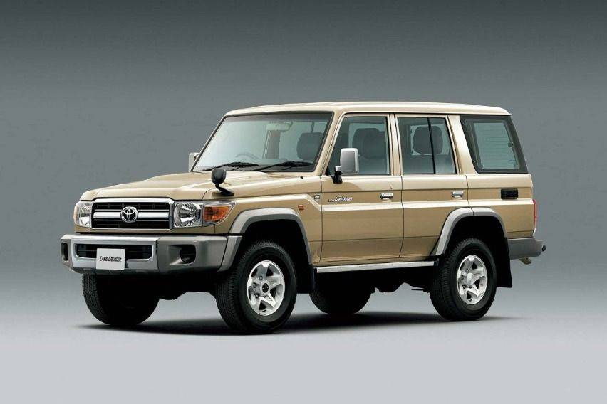 toyota-land-cruiser-70-series-2