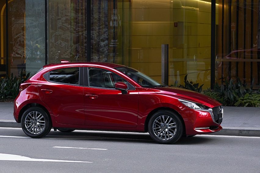 Mazda2 Mild Hybrid Mulai Dijual Oktober, Diklaim Makin Irit dan Ramah Lingkungan Mazda2 Mild Hybrid Mulai Dijual Oktober, Diklaim Makin Irit dan Ramah Lingkungan