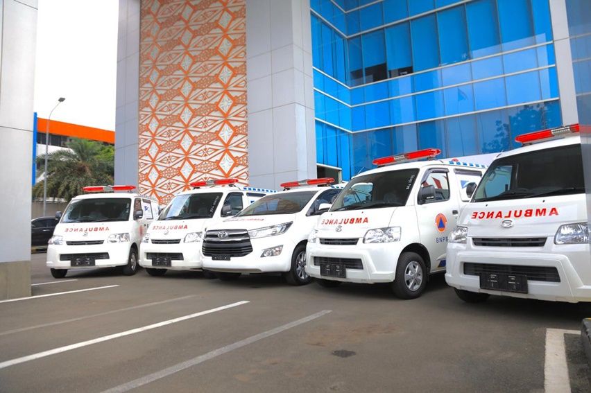 Ikut Serta Tangani Covid-19, Grup Astra Menyumbangkan Ambulans Grup astra