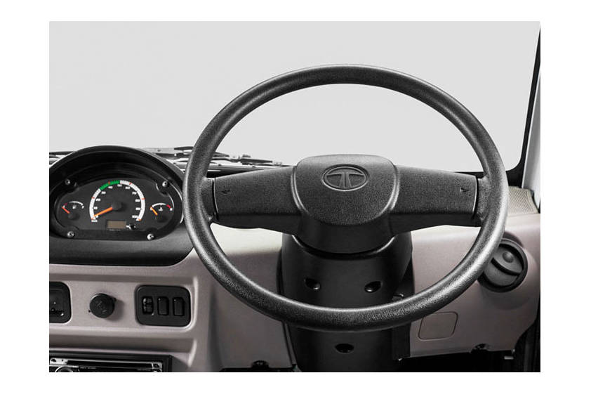 tata-ace-interior