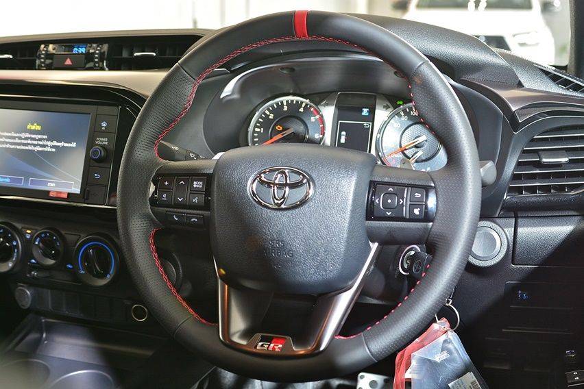 Toyota Hilux GR Sport