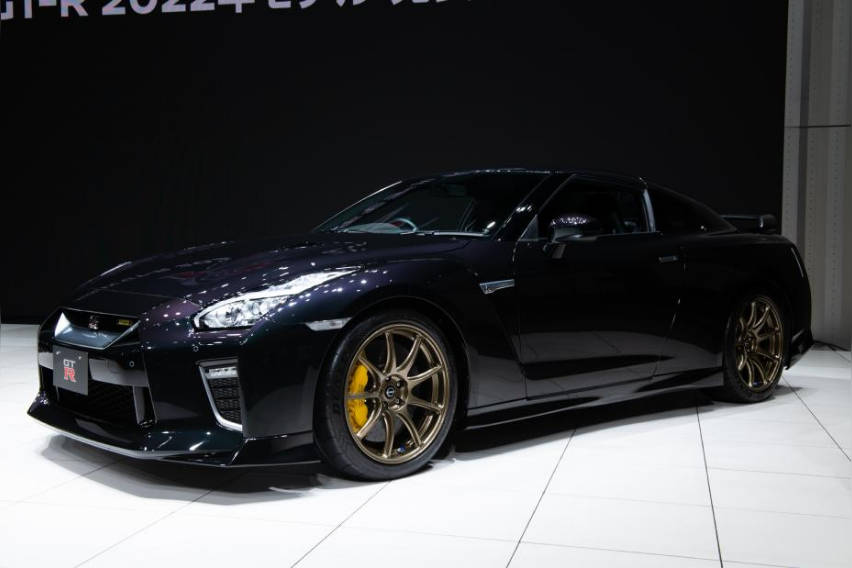 2022-nissan-gt-r-jdm-3