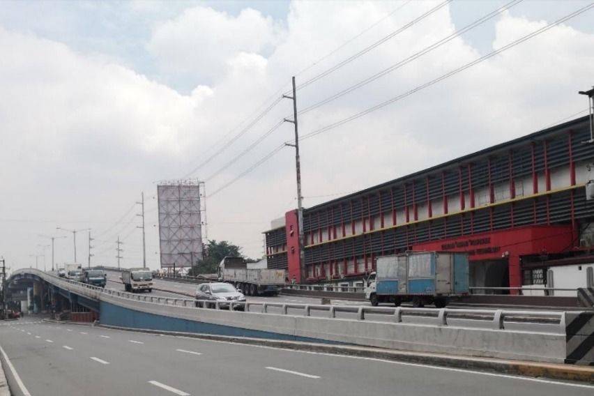 nagtahan Bridge