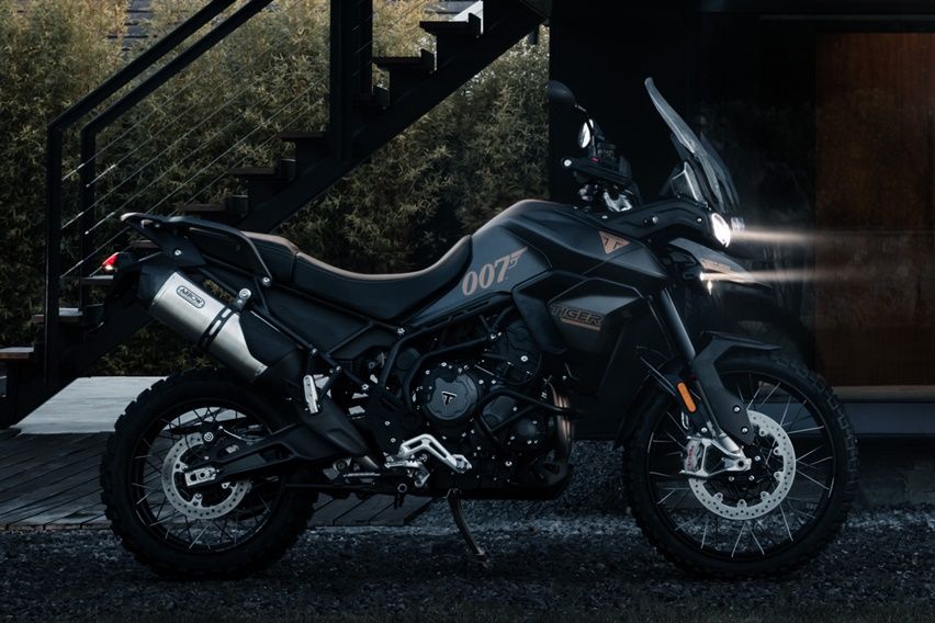 Triumph Tiger 900 Bond Edition Hanya 250 Unit  Triumph Tiger 900 Bond Edition Hanya 250 Unit