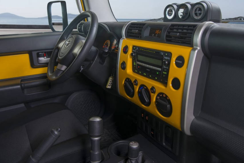 Checking out the interior of the Toyota FJ Cruiser