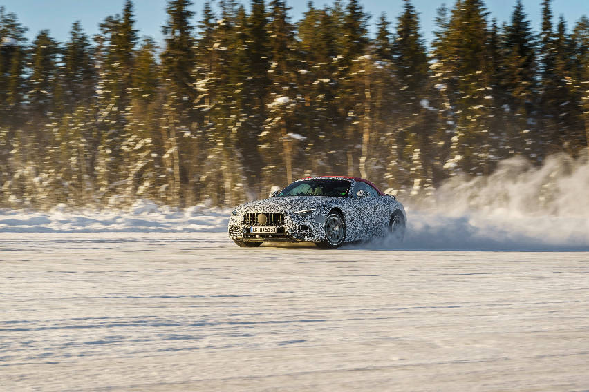 mercedes-amg-sl-wintertest