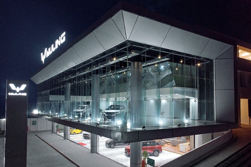 Wuling Center Resmi Beroperasi, Bukan Sekadar Showroom Biasa Wuling Center