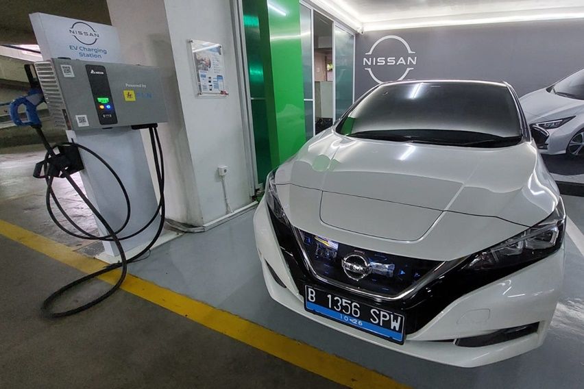 Nissan dan PLN Resmikan SPKLU Swasta Pertama Nissan dan PLN Resmikan SPKLU Swasta Pertama