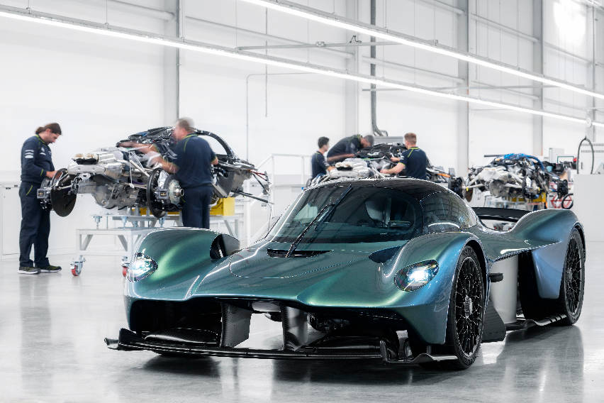 aston-martin-valkyrie-1