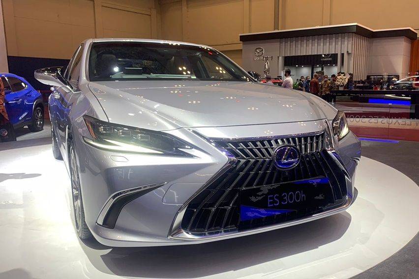 Lexus ES Hybrid