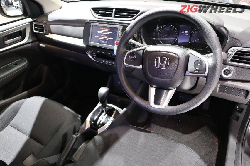 Interior Honda BR-V E CVT