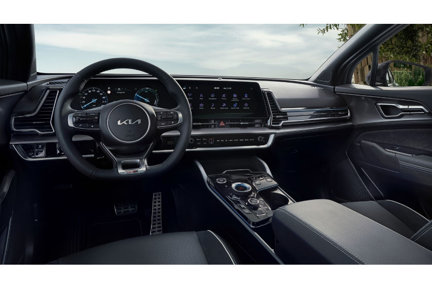 Check out the high-tech interior of the all-new Kia Sportage