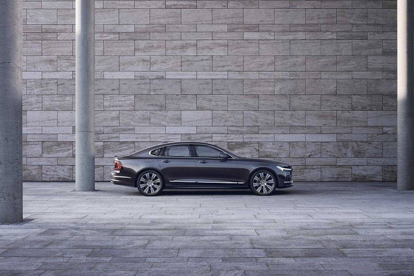 Volvo S90 Plug-In Hybrid