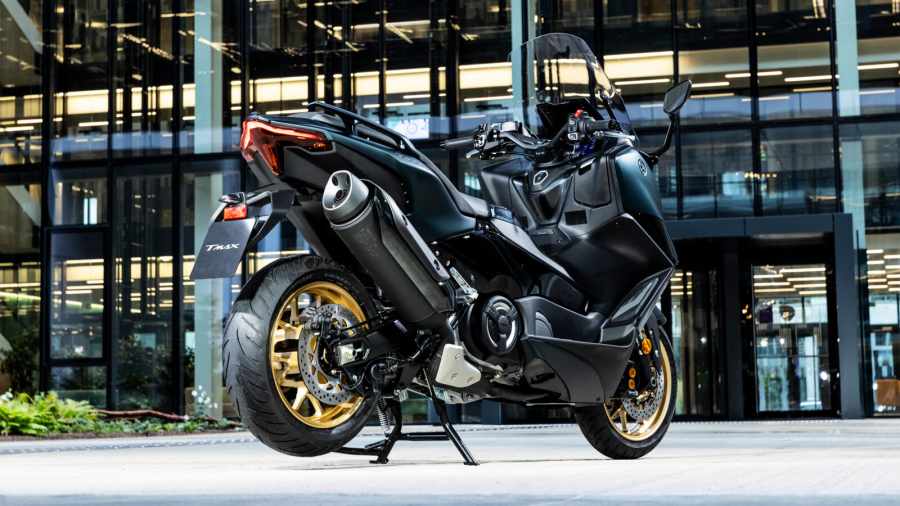 Yamaha TMAX 2022