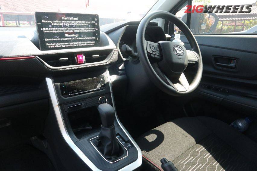 interior daihatsu xenia