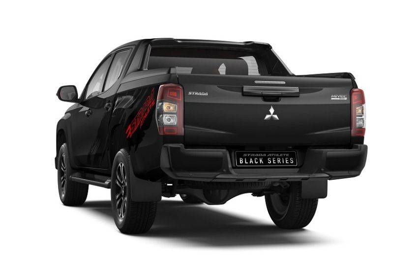 Mitsubishi Strada Athlete Black