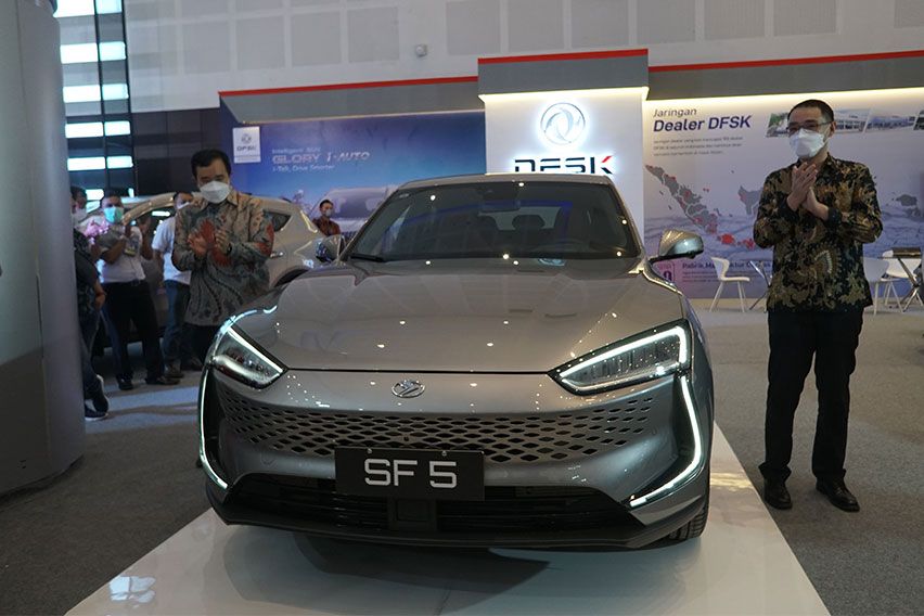 Walau Sudah Dipamerkan, DFSK Belum Berencana Jual Seres SF5 EV Range Extender
