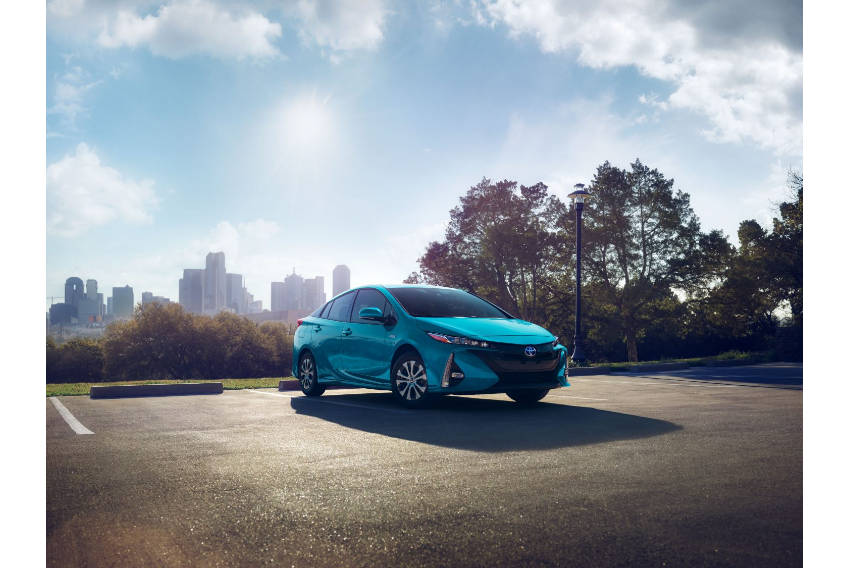 2022-toyota-prius-prime-1