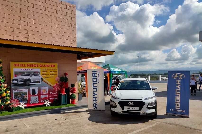 Hyundai Kona is awarded to 'Shell Sulong North Luzon' raffle winner