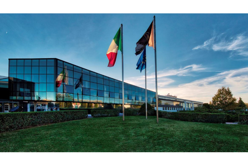 Lamborghini records 13% sales growth in 2021 lambo-sales-2